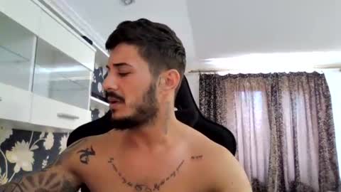 jonnyporn1 online show from July 6, 10:23 am