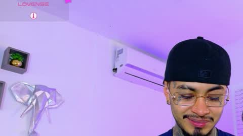 Jordan Smith online show from March 26, 10:58 pm