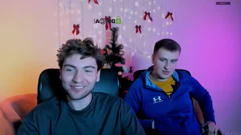 joseph_bear_ online show from December 21, 8:17 pm