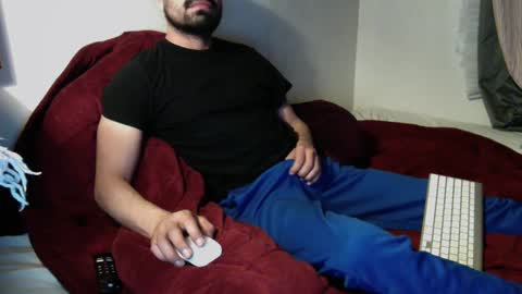 josephs1990 online show from January 14, 5:40 am