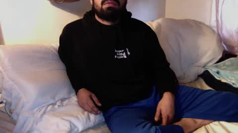 josephs1990 online show from December 15, 3:31 pm