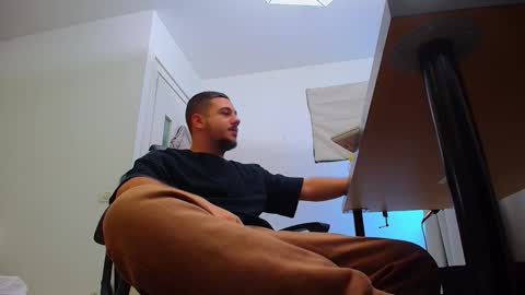 Snapshot of joshknights chatting on October 4, 5:34 am JoshKnight online show from October 4, 5:34 am