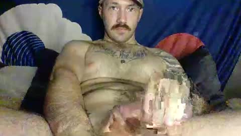 Snapshot of josiahcoffeee chatting on March 5, 4:02 am Josiah Coffee online show from March 5, 4:02 am