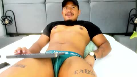 Snapshot of jota_smith chatting on September 18, 1:46 pm Jota Smith online show from September 18, 1:46 pm