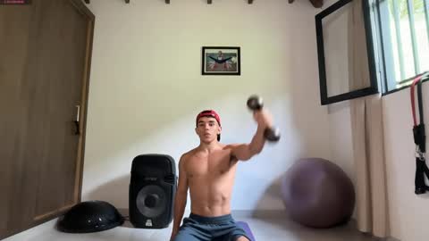 Im Jouliano online show from March 31, 3:14 pm