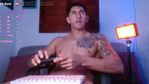  JOYLOPEZFIT online show from November 23, 7:14 pm