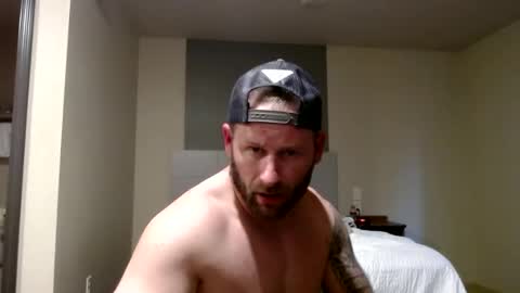 KingDingaLing34 online show from December 2, 9:48 pm