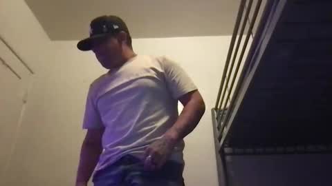 jrlovespssy online show from November 28, 3:32 am