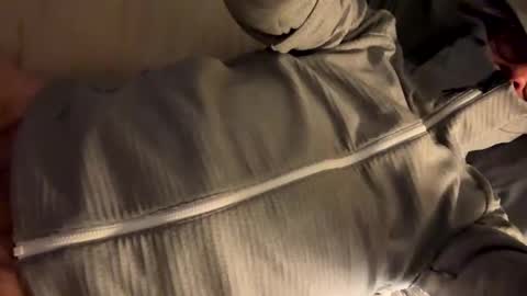 jsilk28 online show from February 13, 10:00 pm