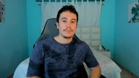 Juan online show from April 17, 10:34 pm