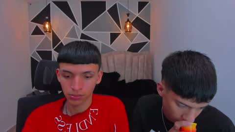 JuanSteven online show from November 13, 4:50 am