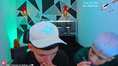 JuanSteven online show from March 21, 8:19 am