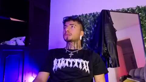 juancamilo66_ online show from June 21, 12:38 am