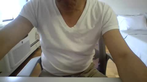 juanearth1 online show from June 23, 11:40 pm