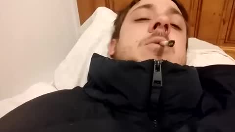 Snapshot of juanmapapiirico chatting on December 18, 11:40 pm JuanmaSEX online show from December 18, 11:40 pm