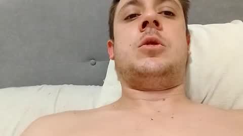 Snapshot of juanmapapiirico chatting on September 23, 1:05 am JuanmaSEX online show from September 23, 1:05 am