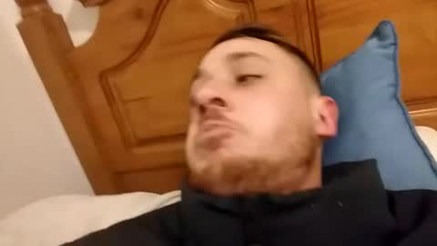 Snapshot of juanmapapiirico chatting on December 24, 12:33 am JuanmaSEX online show from December 24, 12:33 am