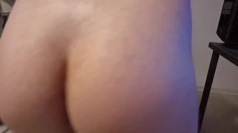 Julia  Adam online show from October 10, 6:46 pm