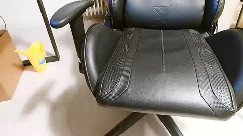 Julia  Adam online show from February 27, 9:25 pm