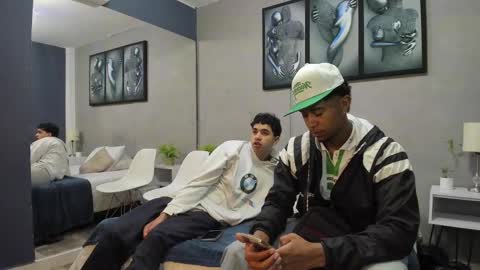 Snapshot of julian_billy chatting on December 23, 12:08 pm julian billy online show from December 23, 12:08 pm