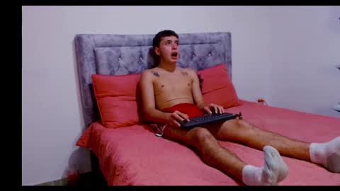 julian online show from February 5, 4:58 pm