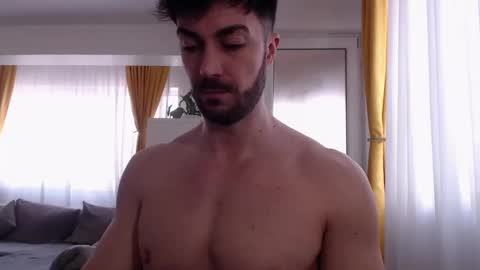 JulianRoyce online show from March 27, 8:26 am