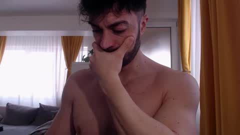 JulianRoyce online show from March 26, 6:50 am