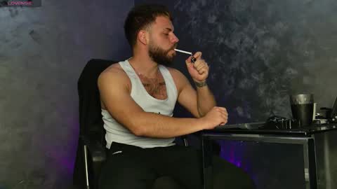 JULiUS   online show from November 18, 10:12 pm