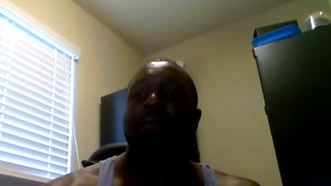 junbug8812 online show from August 7, 1:51 pm