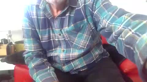junglejim000 online show from May 19, 12:59 am