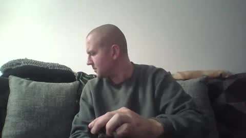 just1more5 online show from January 18, 4:47 am