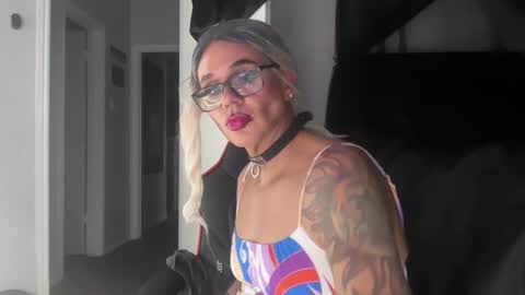 Justagirlboy online show from May 22, 2:16 am