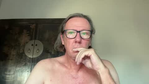 justin_hornyyyy online show from December 17, 8:54 am