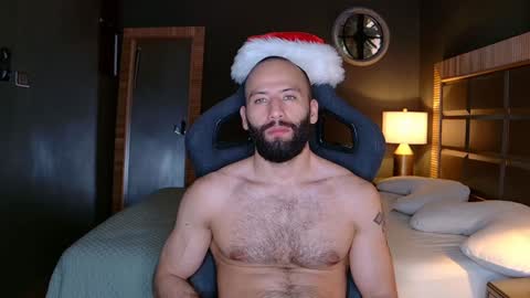 Justin online show from December 31, 10:12 pm