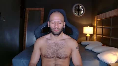 Justin online show from February 15, 9:17 pm