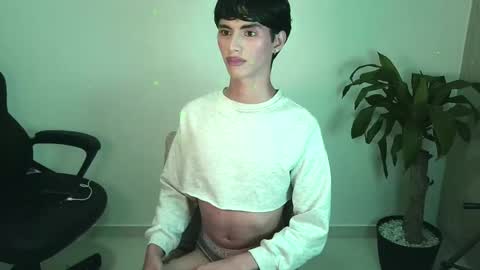 Justin online show from November 18, 6:06 am