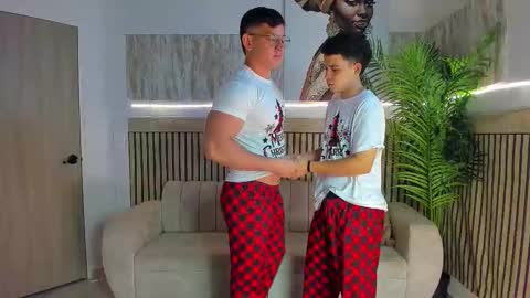 justingtime21 online show from November 28, 6:27 am