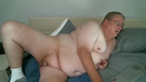 justmedm64 online show from October 18, 12:26 am