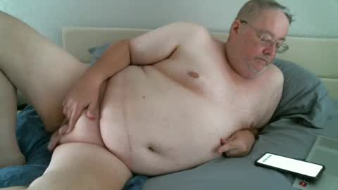 justmedm64 online show from September 18, 7:38 pm