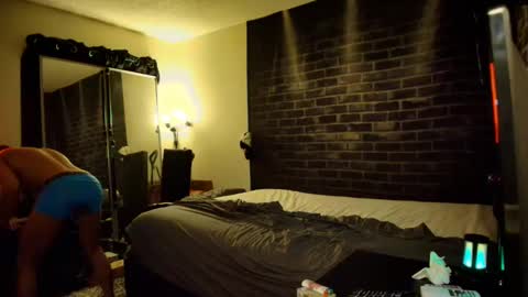 Eetantungfuk Mias online show from December 13, 8:32 am