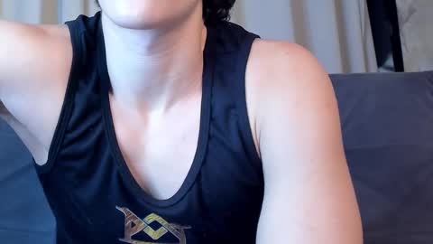 Snapshot of kael_brown1 chatting on January 31, 8:22 am KAEL online show from January 31, 8:22 am