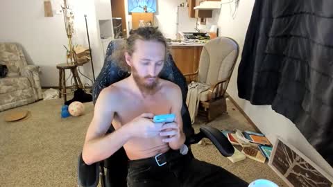 Kaiku77 online show from November 17, 8:12 pm