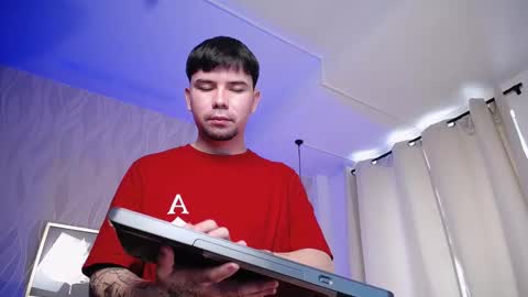 Kai online show from February 16, 6:39 pm