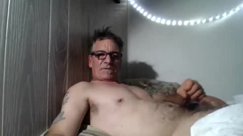 kalifornia91666 online show from November 18, 7:56 am