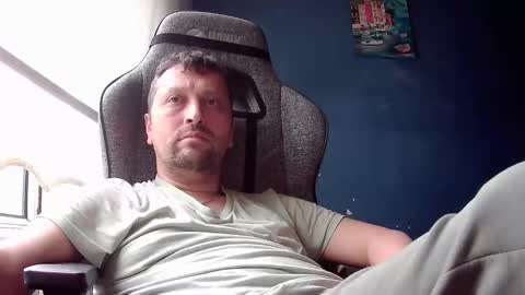 karasimsek54 online show from May 1, 7:33 am