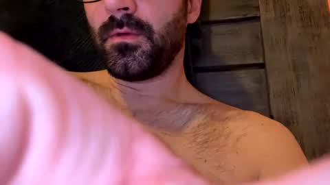 keepquietj online show from December 9, 5:35 pm