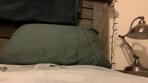 keepquietj online show from February 10, 1:11 pm