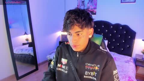 Keevin online show from March 11, 1:45 pm