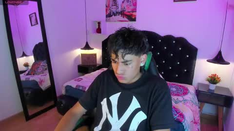 Keevin online show from March 12, 3:18 pm