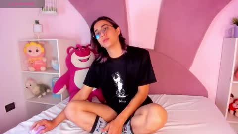 Keita moon online show from March 27, 11:55 am